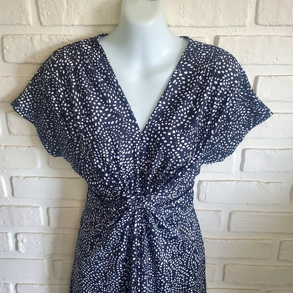 Liz Claiborne Polka-dot Dress Pleated Knot Black and White Size 8 - Picture 2 of 9